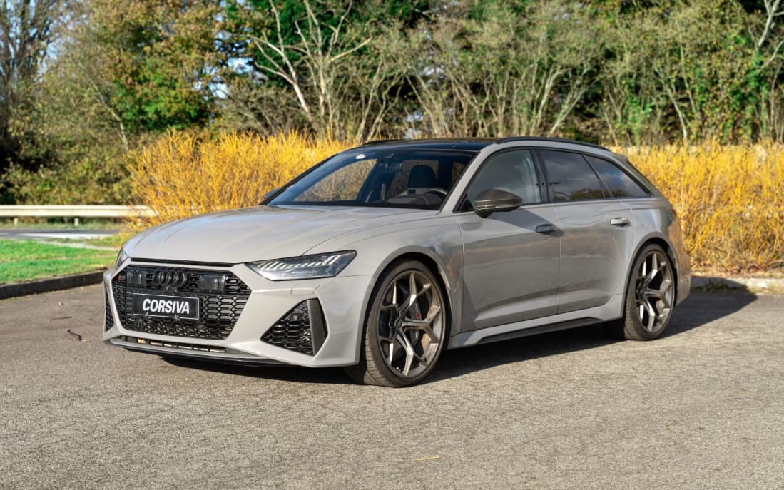 Audi RS6 Avant grise de trois quarts avant